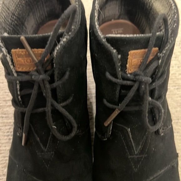 Tom's black wedge booties size 11 - Picture 9 of 9